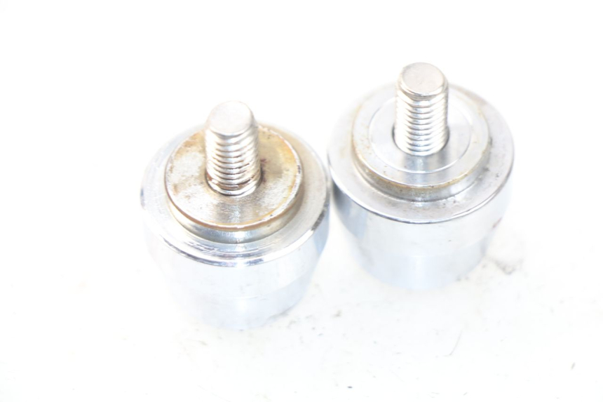 photo de EMBOUT DE GUIDON KYMCO LIKE 4T 50 (2009 - 2018) - Détail de la pièce