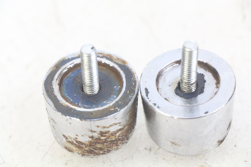 photo de EMBOUT DE GUIDON PIAGGIO MP3 LT 400 (2007 - 2012) - Détail de la pièce