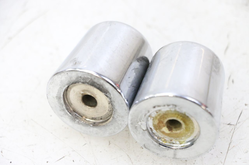 photo de EMBOUT DE GUIDON PIAGGIO MP3 500 (2014 - 2017) - Zoom état d’usage