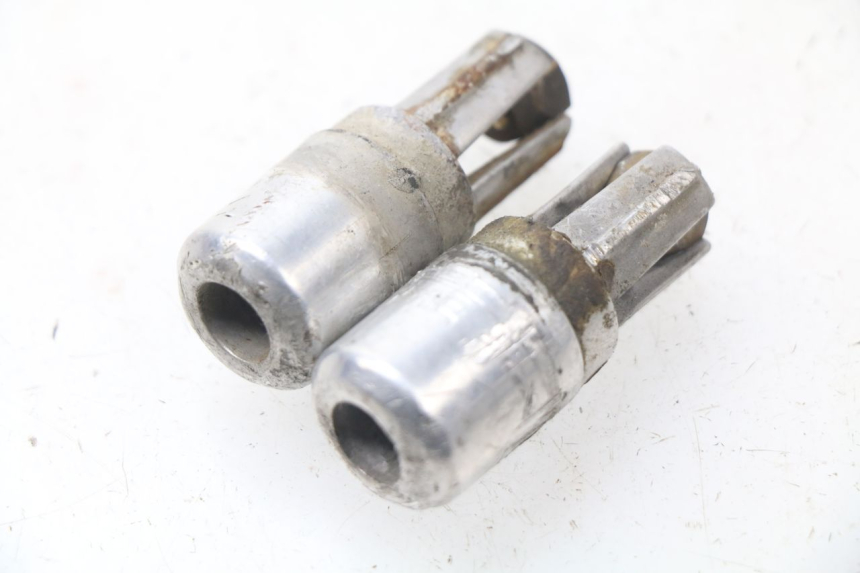 photo de EMBOUT DE GUIDON YAMAHA NEOS NEO'S 4T 50 (2008 - 2016) - Vue principale