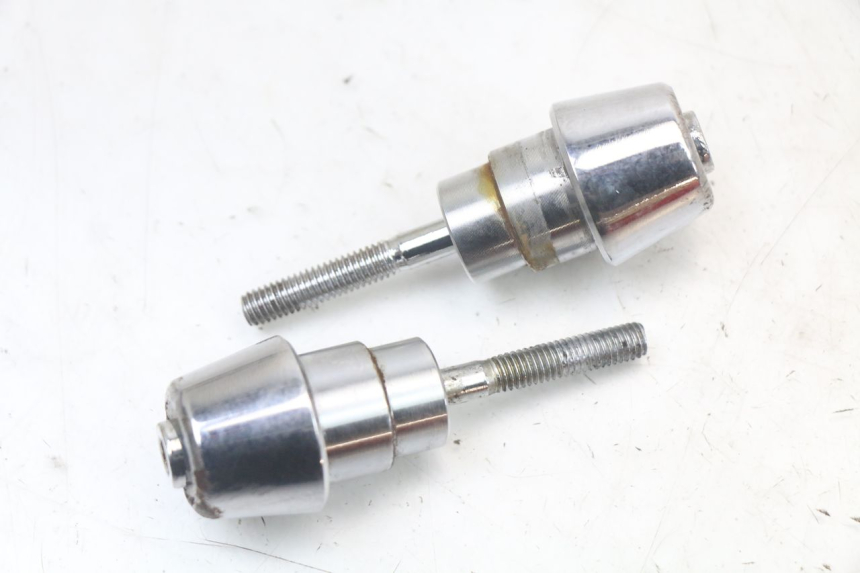 photo de EMBOUT DE GUIDON PEUGEOT STREETZONE 4T 50 (2018 - 2023) - Zoom état d’usage