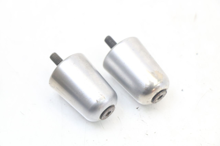 photo de EMBOUT DE GUIDON PIAGGIO BEVERLY 125 (1998 - 2005) - Détail de la pièce