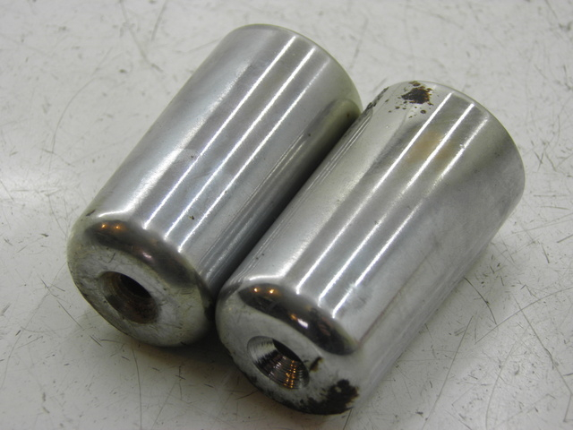 photo de EMBOUT DE GUIDON PIAGGIO LIBERTY 2T 50 (2004 - 2008) - Vue principale