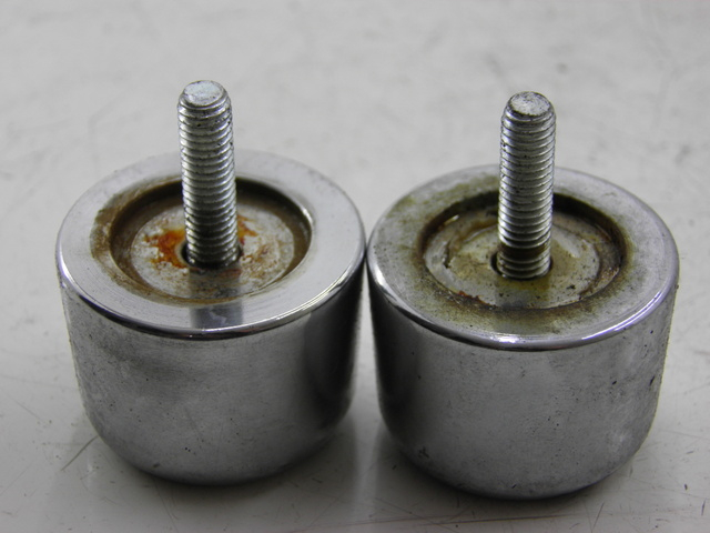 photo de EMBOUT DE GUIDON PIAGGIO MP3 RL 125 (2006 - 2014) - Détail de la pièce