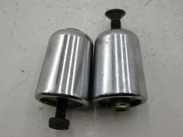 photo de EMBOUT DE GUIDON PIAGGIO SUPER LX 125 (2000 - 2003) - Détail de la pièce