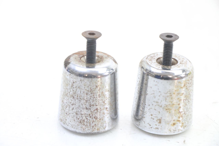 photo de EMBOUT DE GUIDON PIAGGIO VESPA GRANTURISMO 125 (2003 - 2007) - Vue principale