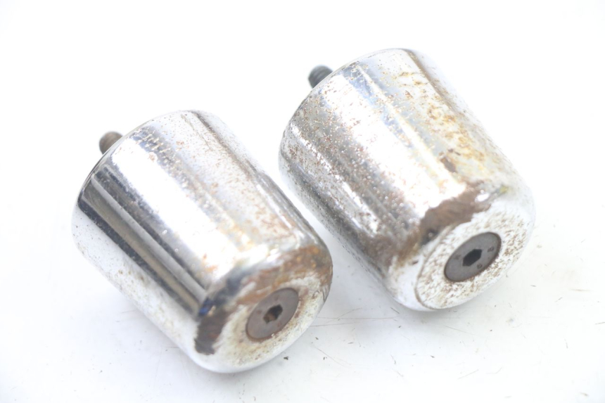 photo de EMBOUT DE GUIDON PIAGGIO VESPA GRANTURISMO 125 (2003 - 2007) - Détail de la pièce