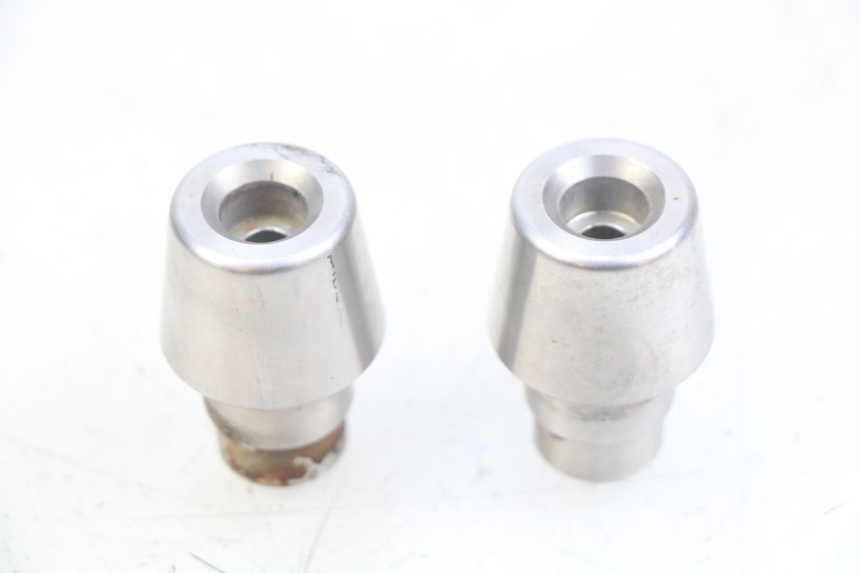 photo de EMBOUT DE GUIDON PEUGEOT SATELIS 125 (2010 - 2012) - Zoom état d’usage