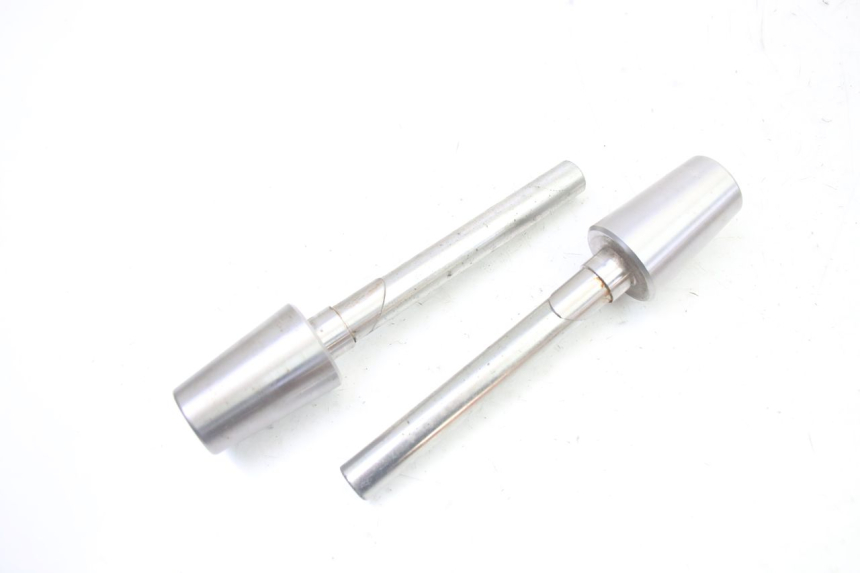 photo de EMBOUT DE GUIDON PEUGEOT SATELIS 250 (2006 - 2012) - Gros plan technique