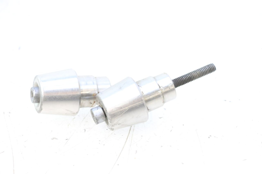 photo de EMBOUT DE GUIDON PEUGEOT SATELIS 125 (2006 - 2009) - Zoom état d’usage