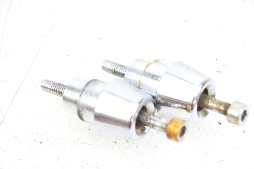 photo de EMBOUT DE GUIDON PEUGEOT SPEEDFIGHT 4 2T 50 (2015 - 2019) - Autre angle de vue