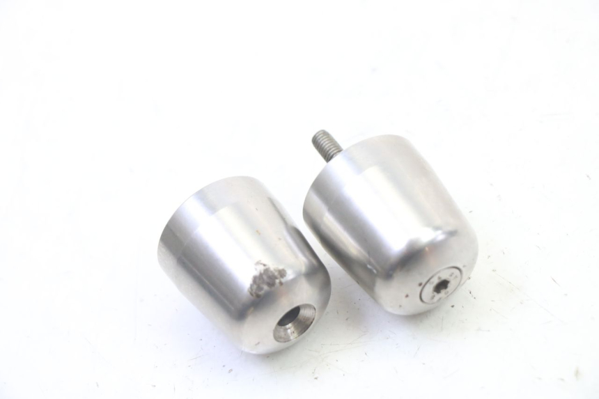 photo de EMBOUT DE GUIDON TRIUMPH SPRINT 900 (1995 - 1998) - Zoom état d’usage