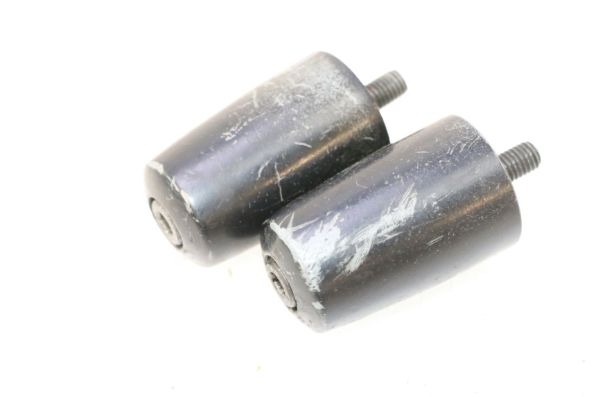 photo de EMBOUT DE GUIDON HONDA ST PAN EUROPEAN 1100 (1990 - 2002) - Détail de la pièce