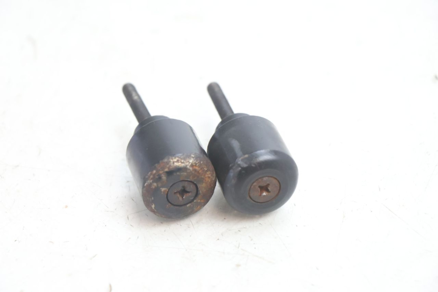 photo de EMBOUT DE GUIDON RAZZO STEED 125 (2012 - 2018) - Zoom état d’usage