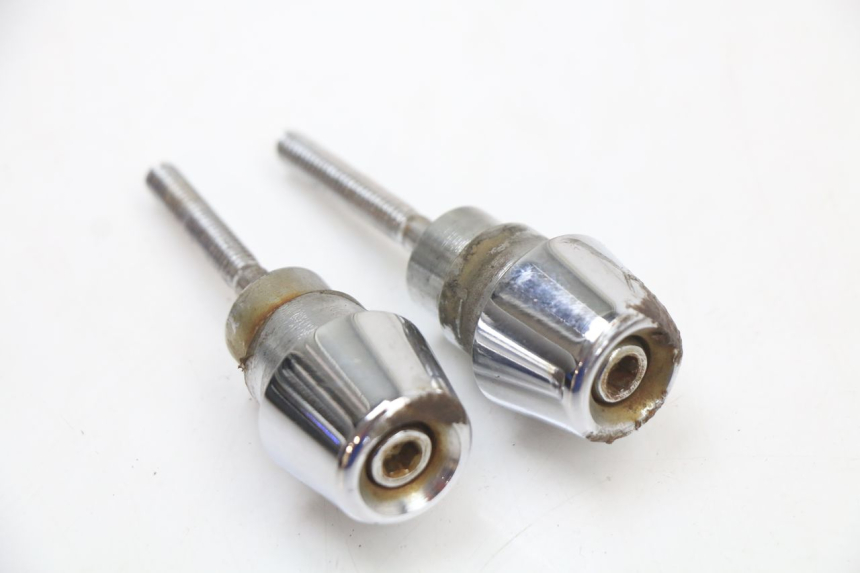 photo de EMBOUT DE GUIDON PEUGEOT STREETZONE 2T 50 (2014 - 2019) - Détail de la pièce