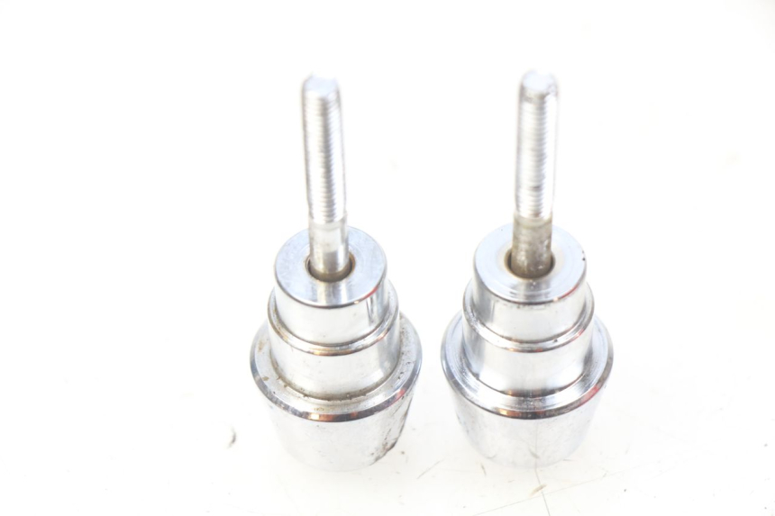 photo de EMBOUT DE GUIDON PEUGEOT STREETZONE 4T 50 (2018 - 2023) - Détail de la pièce