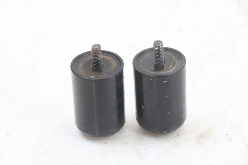 photo de EMBOUT DE GUIDON SUZUKI BURGMAN 125 (2007 - 2014) - Gros plan technique