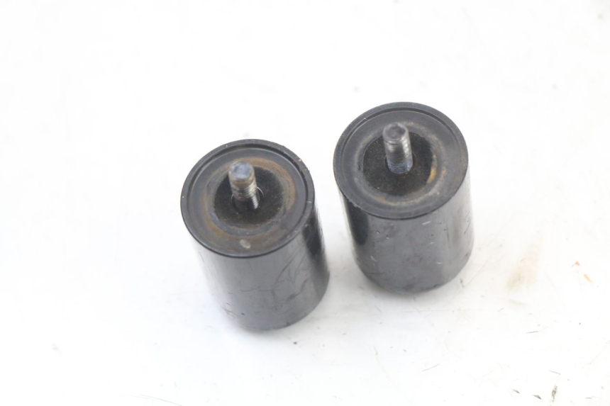 photo de EMBOUT DE GUIDON SUZUKI BURGMAN 125 (2007 - 2014) - Vue d’ensemble