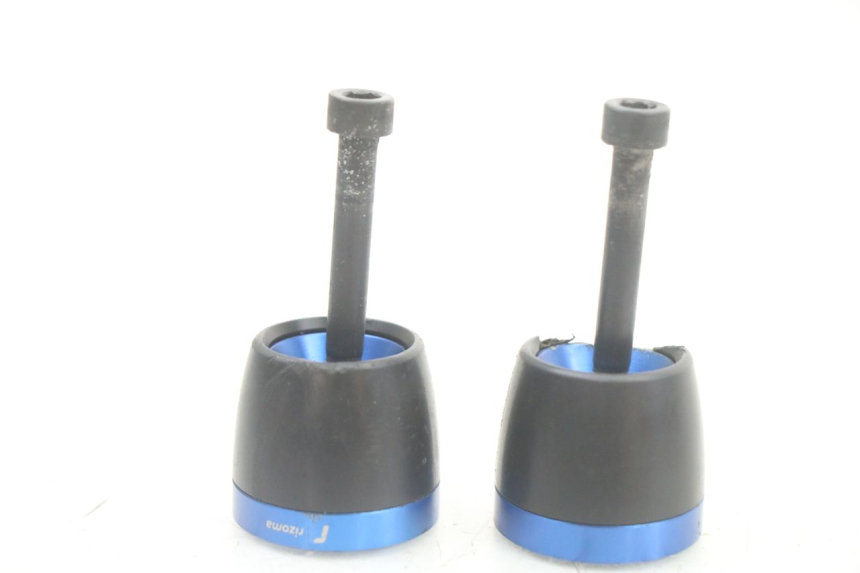 photo de EMBOUT DE GUIDON SUZUKI GSX F GSXF 650 (2007 - 2015) - Gros plan technique