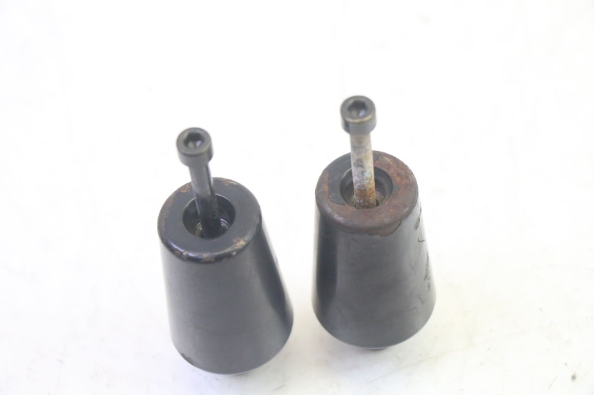 photo de EMBOUT DE GUIDON PEUGEOT TWEET PRO EFI 4T 50 (2021 - 2022) - Détail de la pièce