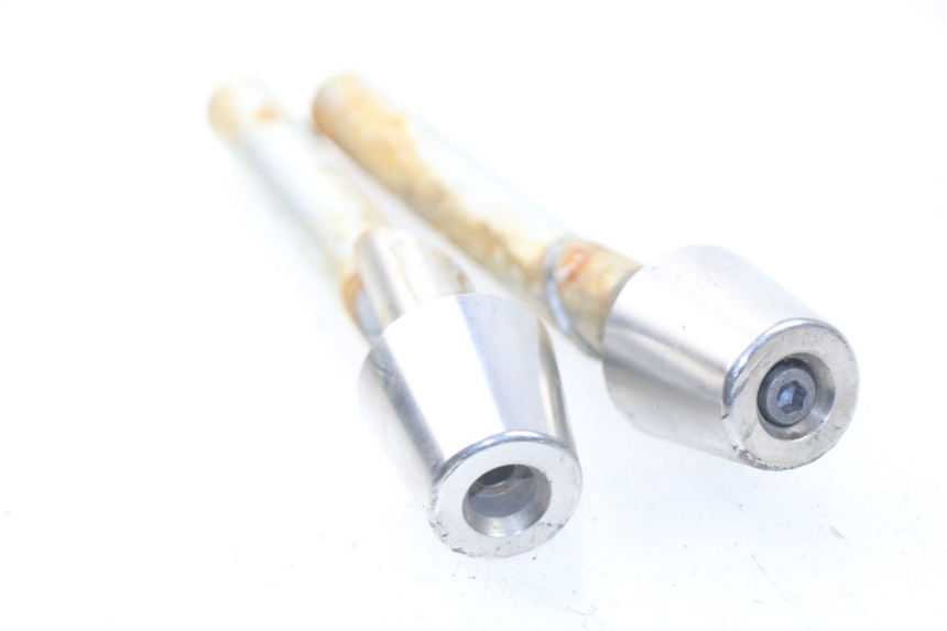 photo de EMBOUT DE GUIDON PEUGEOT TWEET 125 (2010 - 2017) - Vue principale