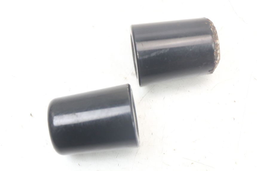 photo de EMBOUT DE GUIDON KAWASAKI VERSYS ABS 650 (2015 - 2018) - Zoom état d’usage