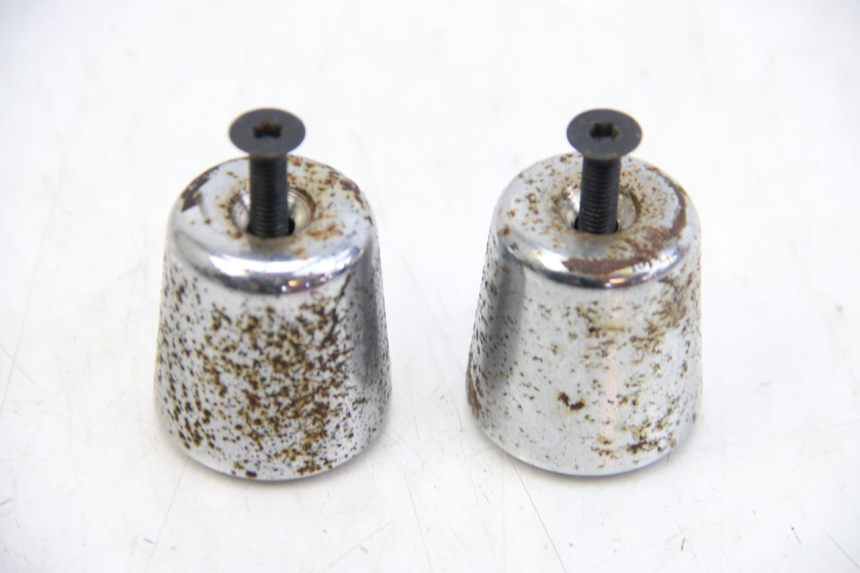 photo de EMBOUT DE GUIDON PIAGGIO VESPA GTS SUPER IE 125 (2009 - 2016) - Détail de la pièce