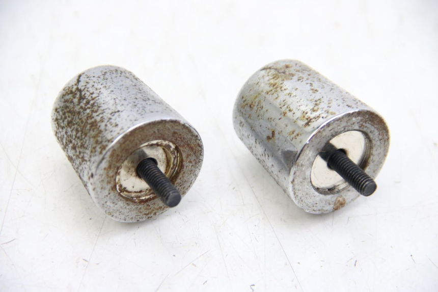 photo de EMBOUT DE GUIDON PIAGGIO VESPA GTS SUPER IE 125 (2009 - 2016) - Zoom état d’usage