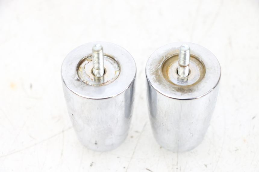 photo de EMBOUT DE GUIDON PIAGGIO VESPA GTS SUPER IE 125 (2009 - 2016) - Détail de la pièce