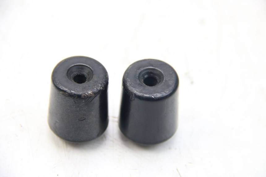 photo de EMBOUT DE GUIDON SYM WOLF SB 125 (2011 - 2018) - Détail de la pièce