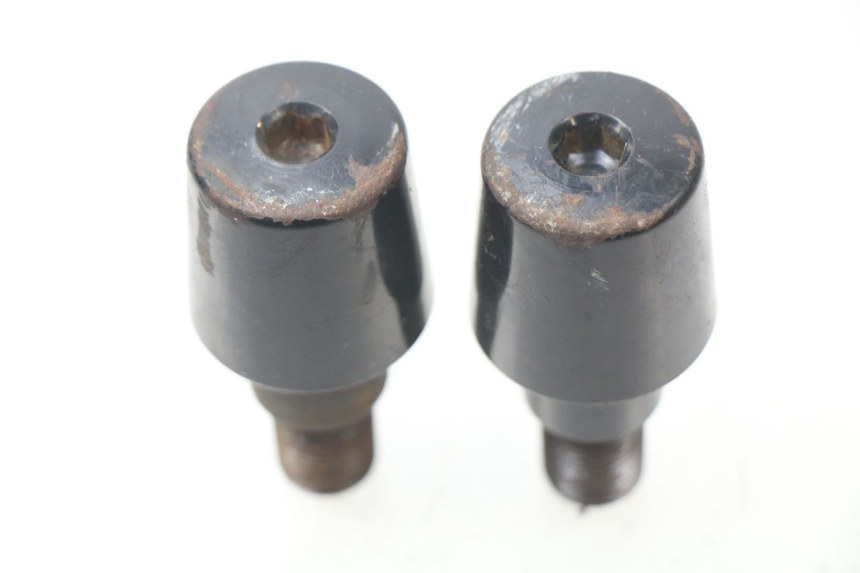 photo de EMBOUT DE GUIDON YAMAHA XMAX X-MAX 125 (2006 - 2009) - Vue principale