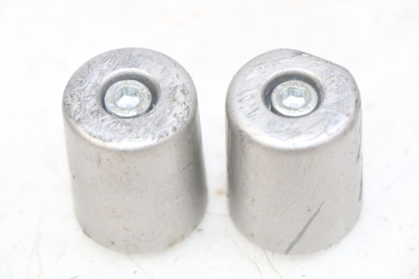 photo de EMBOUT DE GUIDON YAMAHA X-MAX XMAX 125 (2010 - 2013) - Vue principale