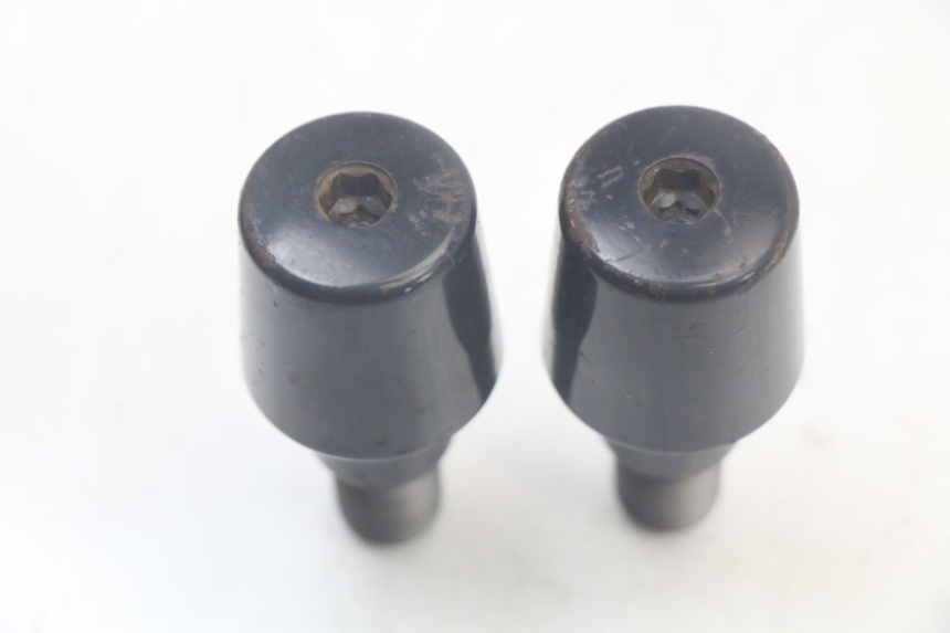 photo de EMBOUT DE GUIDON YAMAHA XMAX X-MAX 125 (2006 - 2009) - Autre angle de vue