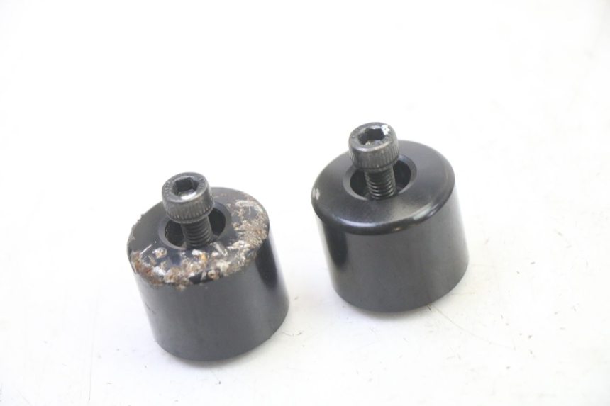 photo de EMBOUT DE GUIDON YAMAHA XMAX X-MAX 125 (2021 - 2025) - Vue principale