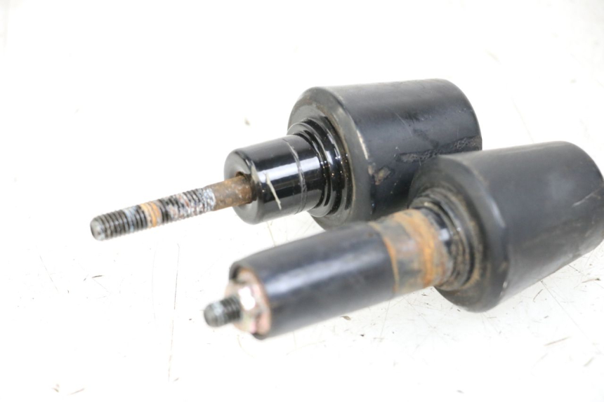 photo de EMBOUT DE GUIDON SYM X-PRO 4T 50 (2014 - 2021) - Zoom état d’usage