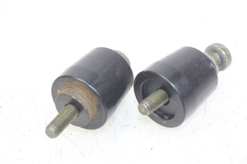 photo de EMBOUT DE GUIDON KYMCO X-TOWN XTOWN 125 (2016 - 2021) - Zoom état d’usage