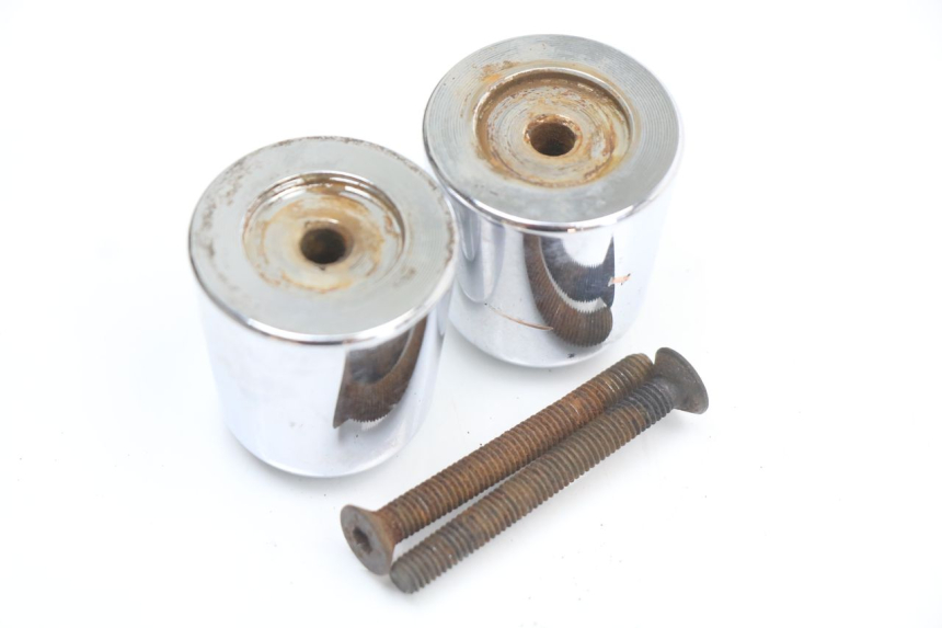 photo de EMBOUT DE GUIDON PIAGGIO X10 125 (2012 - 2017) - Zoom état d’usage