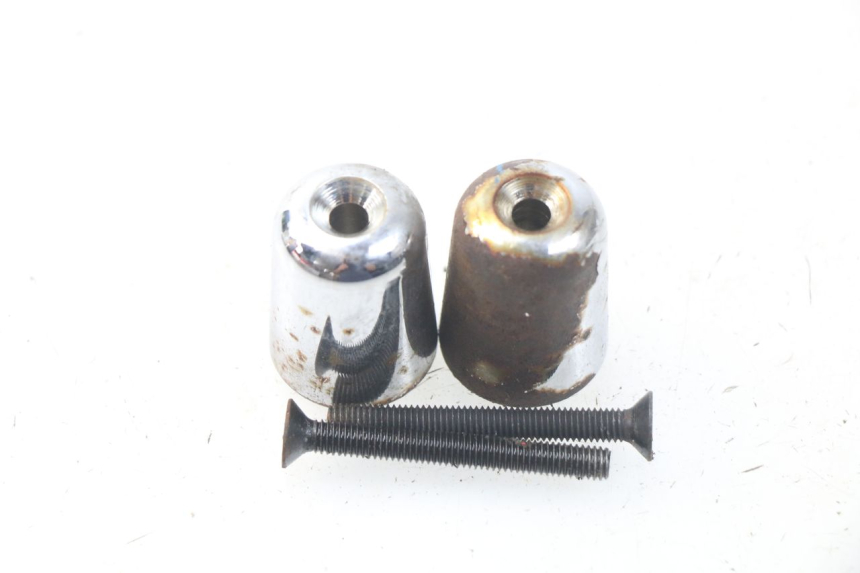 photo de EMBOUT DE GUIDON PIAGGIO X9 EVOLUTION 125 (2003 - 2007) - Zoom état d’usage