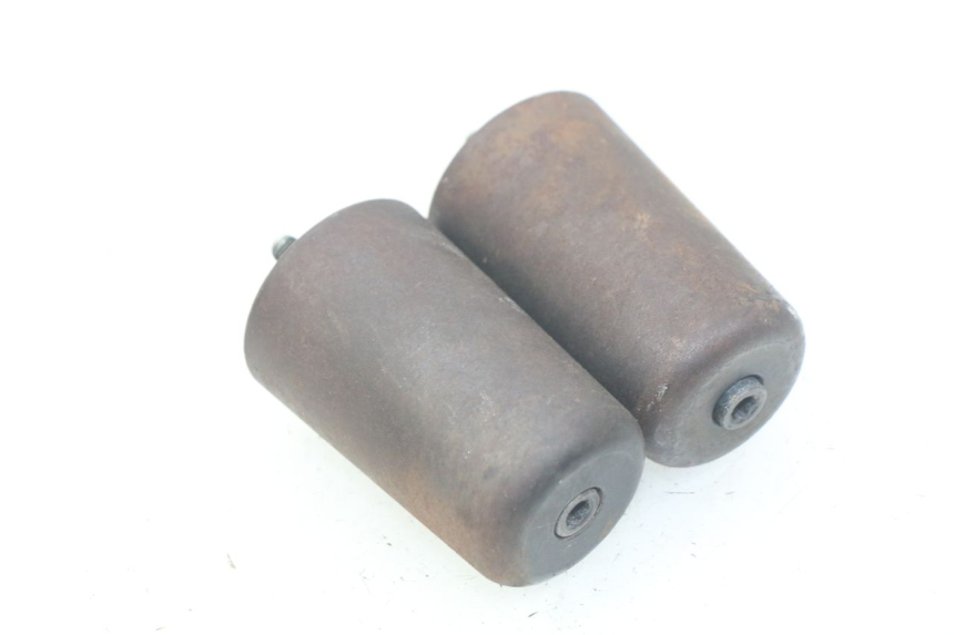 photo de EMBOUT DE GUIDON PIAGGIO X9 EVOLUTION 125 (2003 - 2007) - Zoom état d’usage