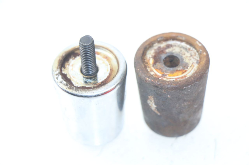 photo de EMBOUT DE GUIDON PIAGGIO X9 125 (2000 - 2003) - Détail de la pièce