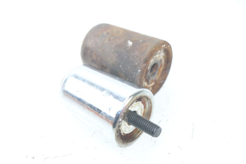 photo de EMBOUT DE GUIDON PIAGGIO X9 125 (2000 - 2003) - Zoom état d’usage