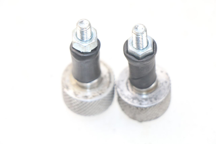 photo de EMBOUT DE GUIDON YAMAHA XJ600 XJ DIVERSION 600 (1992 - 1997) - Détail de la pièce