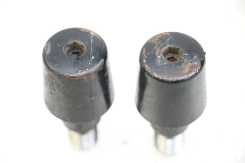 photo de EMBOUT DE GUIDON YAMAHA XJ600 XJ DIVERSION 600 (1992 - 1997) - Détail de la pièce