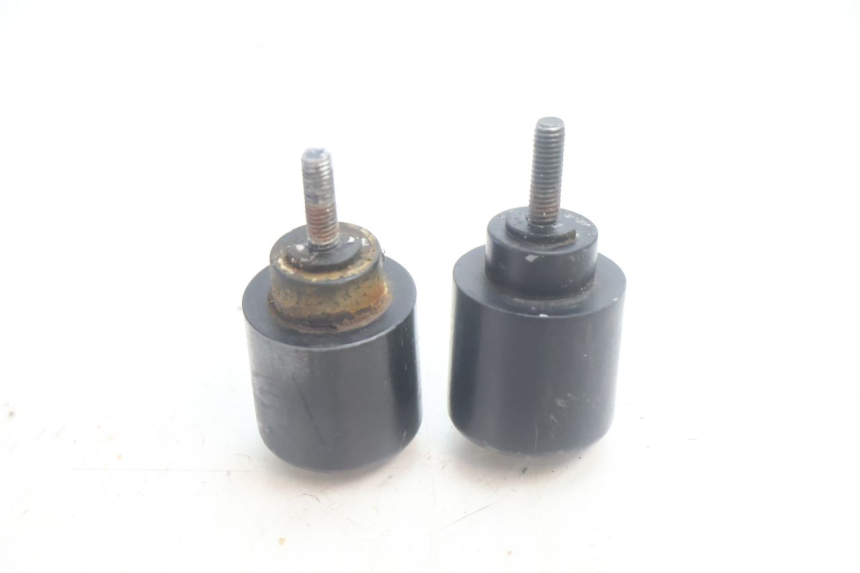 photo de EMBOUT DE GUIDON HONDA XLV VARADERO 125 (2007 - 2012) - Autre angle de vue
