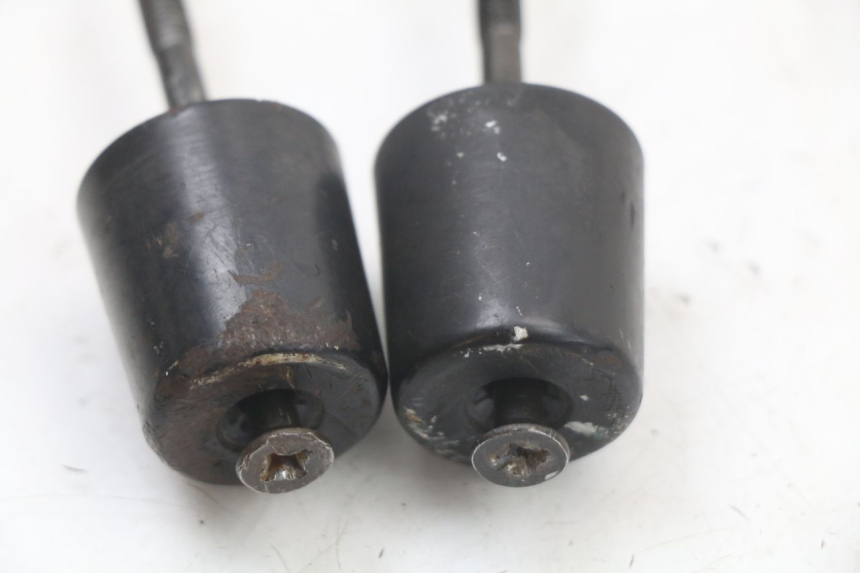 photo de EMBOUT DE GUIDON SYM XS 125 (2007 - 2016) - Zoom état d’usage