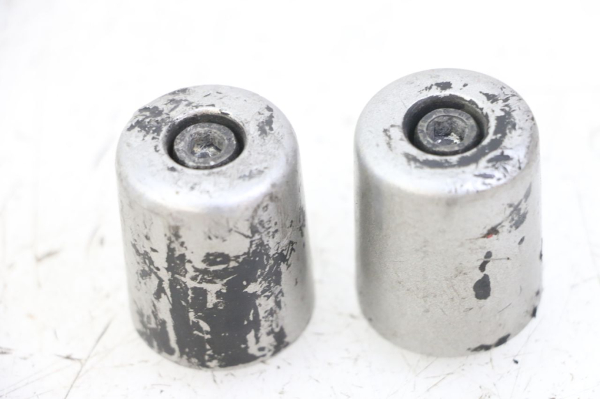 photo de EMBOUT DE GUIDON YAMAHA X-MAX XMAX ABS 250 (2010 - 2014) - Vue principale