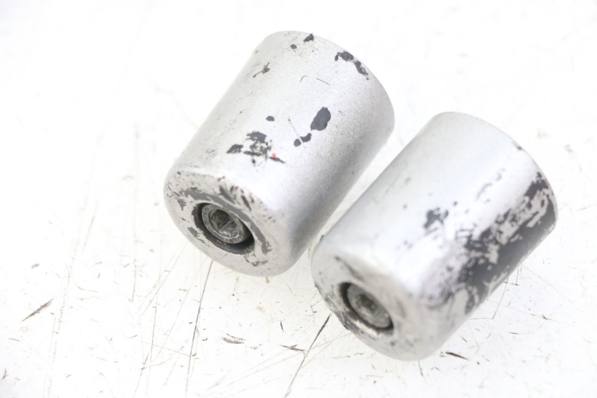 photo de EMBOUT DE GUIDON YAMAHA X-MAX XMAX ABS 250 (2010 - 2014) - Autre angle de vue