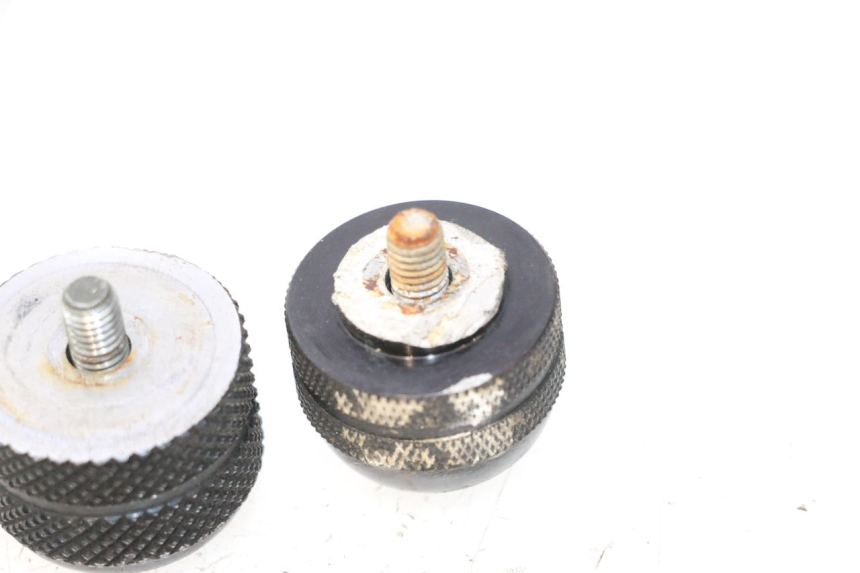 photo de EMBOUT DE GUIDON YAMAHA YZF R6 600 (2008 - 2009) - Autre angle de vue