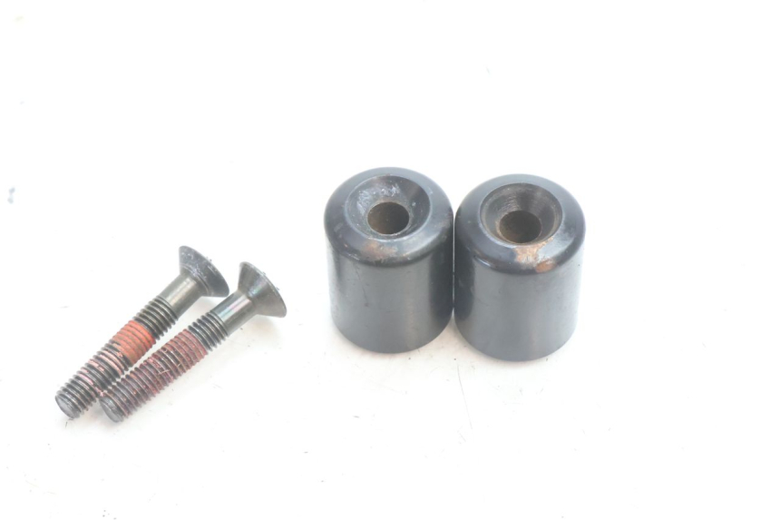 photo de EMBOUT DE GUIDON KAWASAKI ZZR 600 (1995 - 2004) - Zoom état d’usage