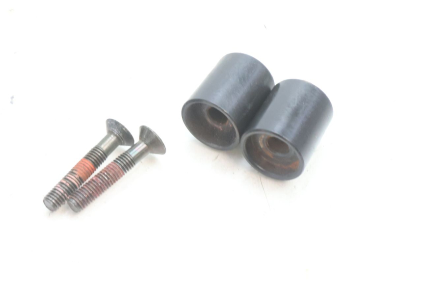 photo de EMBOUT DE GUIDON KAWASAKI ZZR 600 (1995 - 2004) - Autre angle de vue